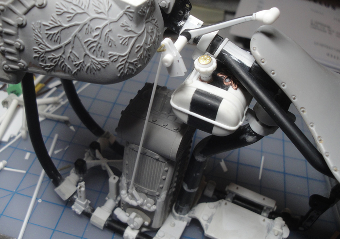 Steampunk Harley - Tamiya 1/6 HD FLH Classic 'extreme' kit bash (Very Photo Heavy) - Page 18 Hd_mo166