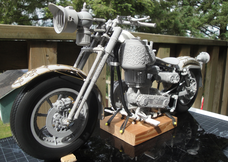Steampunk Harley - Tamiya 1/6 HD FLH Classic 'extreme' kit bash (Very Photo Heavy) - Page 19 Hd_mo194