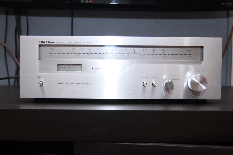 Rotel RT-426 AM/FM Vintage Stereo Tuner Rotel_22