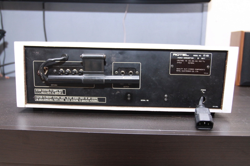 Rotel RT-426 AM/FM Vintage Stereo Tuner Rotel_24