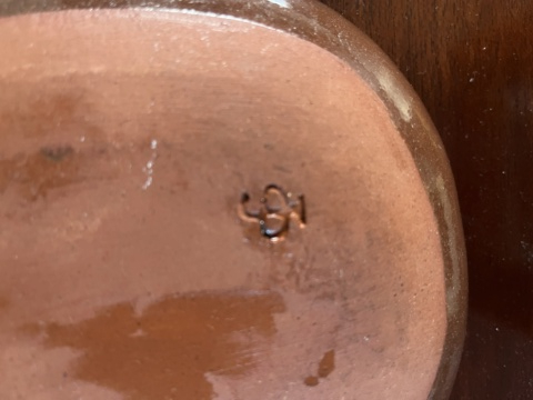 Wheatear design slipware bowl, Jo or JB mark - Jo Berryman Img_1910