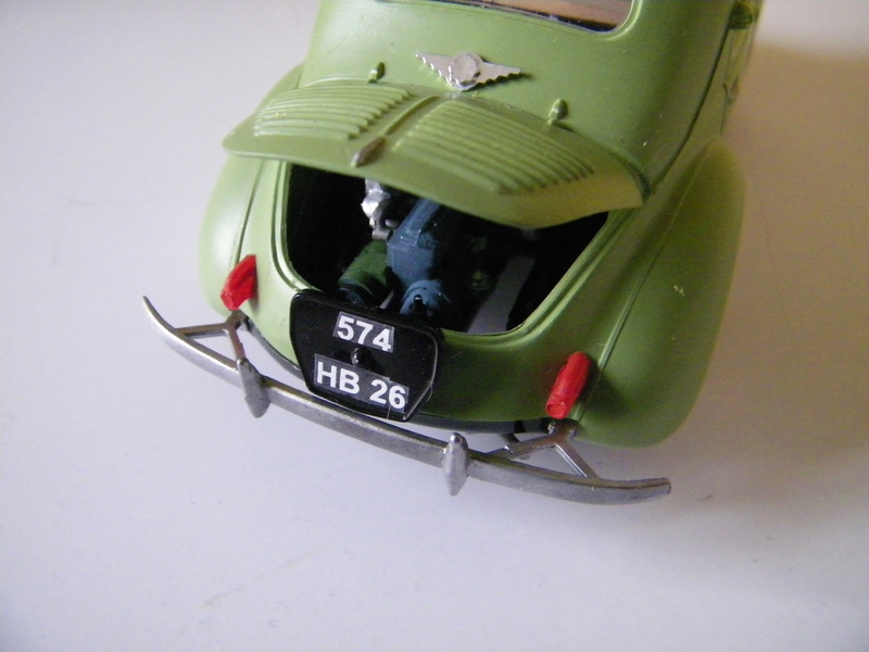 Renault 4CV - Heller 1/24e 100_5753