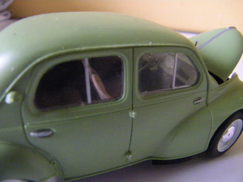 Renault 4CV - Heller 1/24e 100_5754