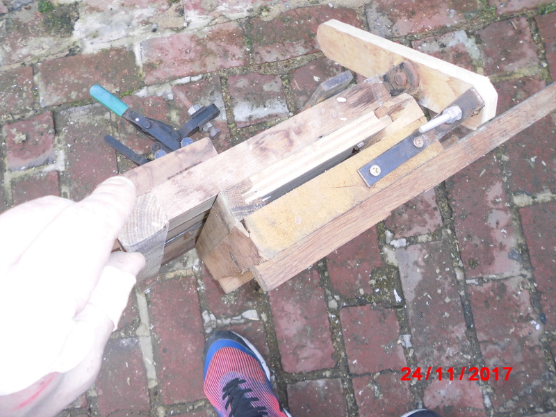 mortaiseuse toute en bois Cimg1127