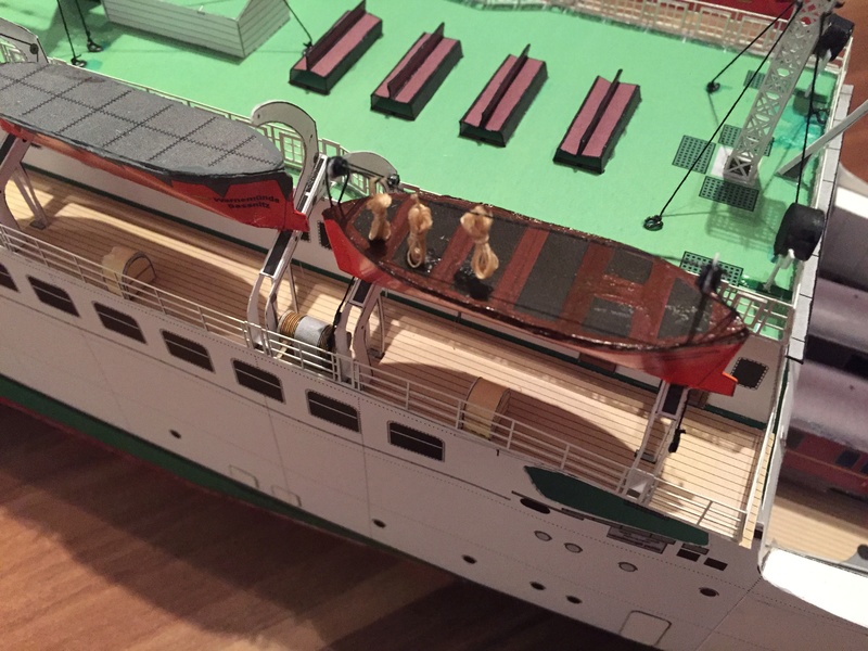 Fertig - Fährschiff Warnemünde von Conys Kartonmodellbau, gebaut von Fleetmanager - Seite 8 Img_4414