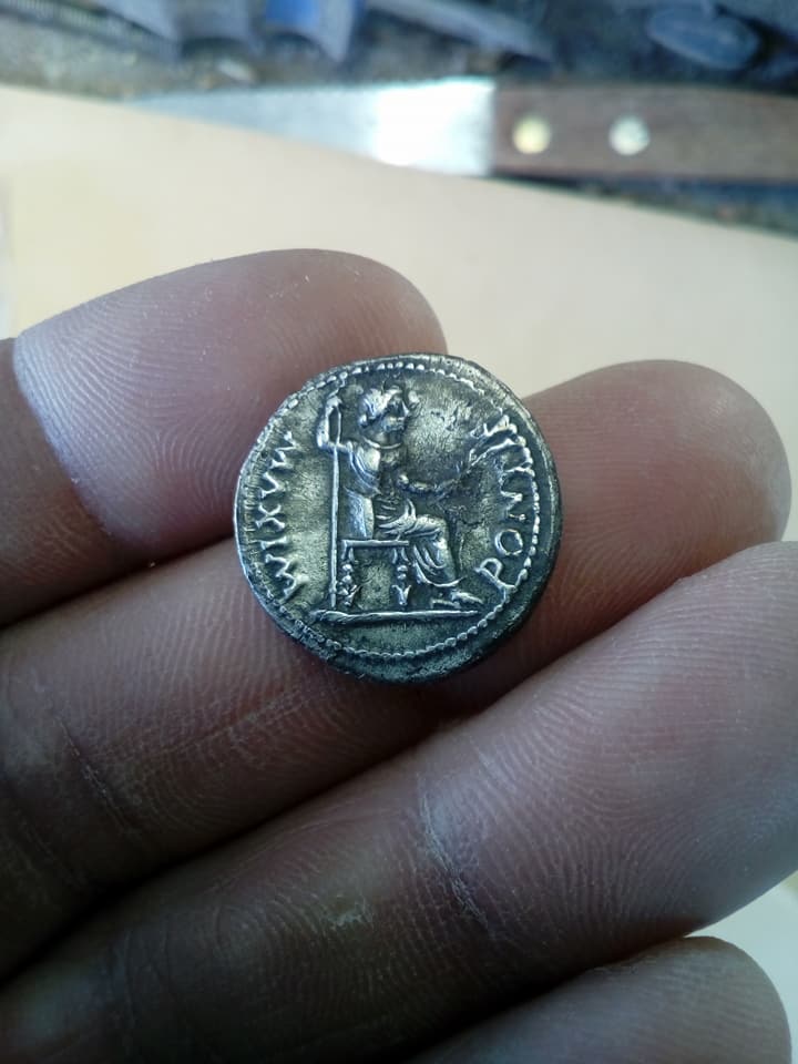 Otro denario de Tiberio / PONTIF MAXIM 23794810