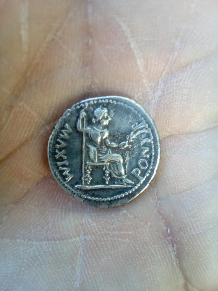 Otro denario de Tiberio / PONTIF MAXIM 23795810
