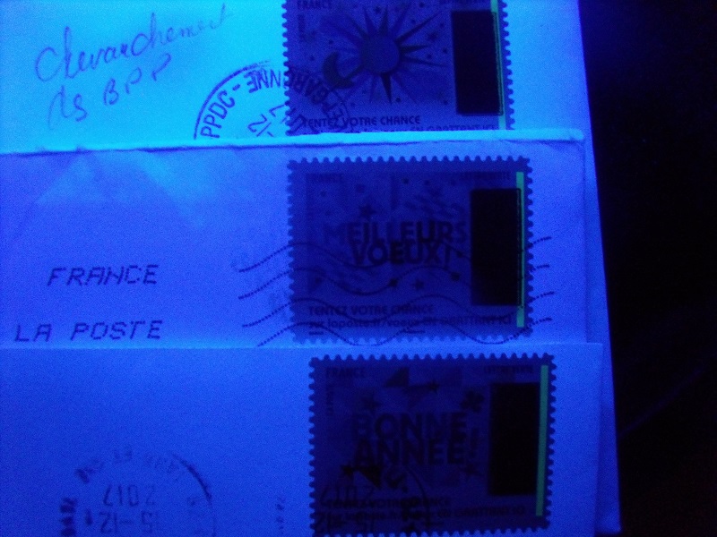 Timbres à gratter Gedc0230