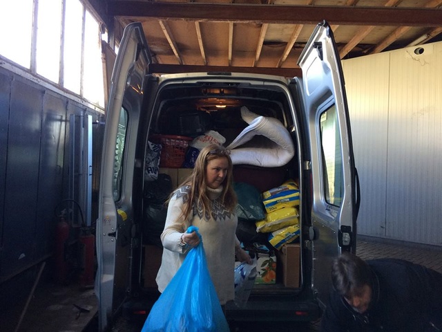 14 feb- Rozenburg komt lossen 1019