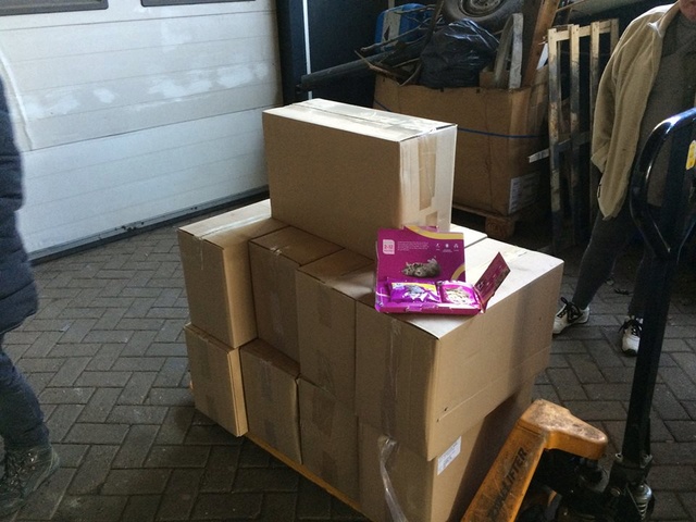 14 feb- Rozenburg komt lossen 1516
