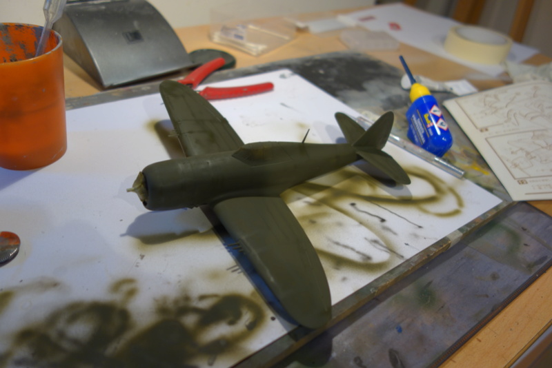 Republic P-47 D Thunderbol - 1/48 - Arii model Dsc04535