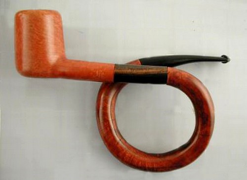 Les pipes bizarres...  - Page 38 Post-p10