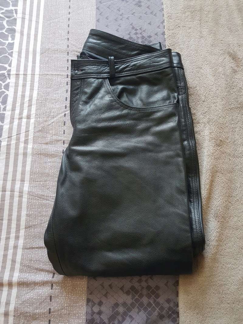 Pantalon cuir coupe jeans taille 46 6250db10