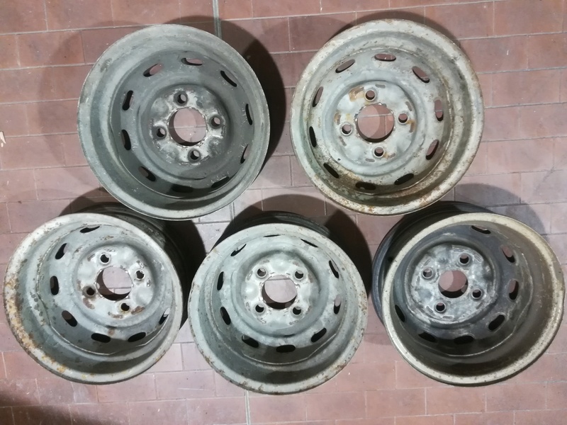 [VENDO] - 5 cerchi in acciaio 14 x 4,5J prima serie Img_2015
