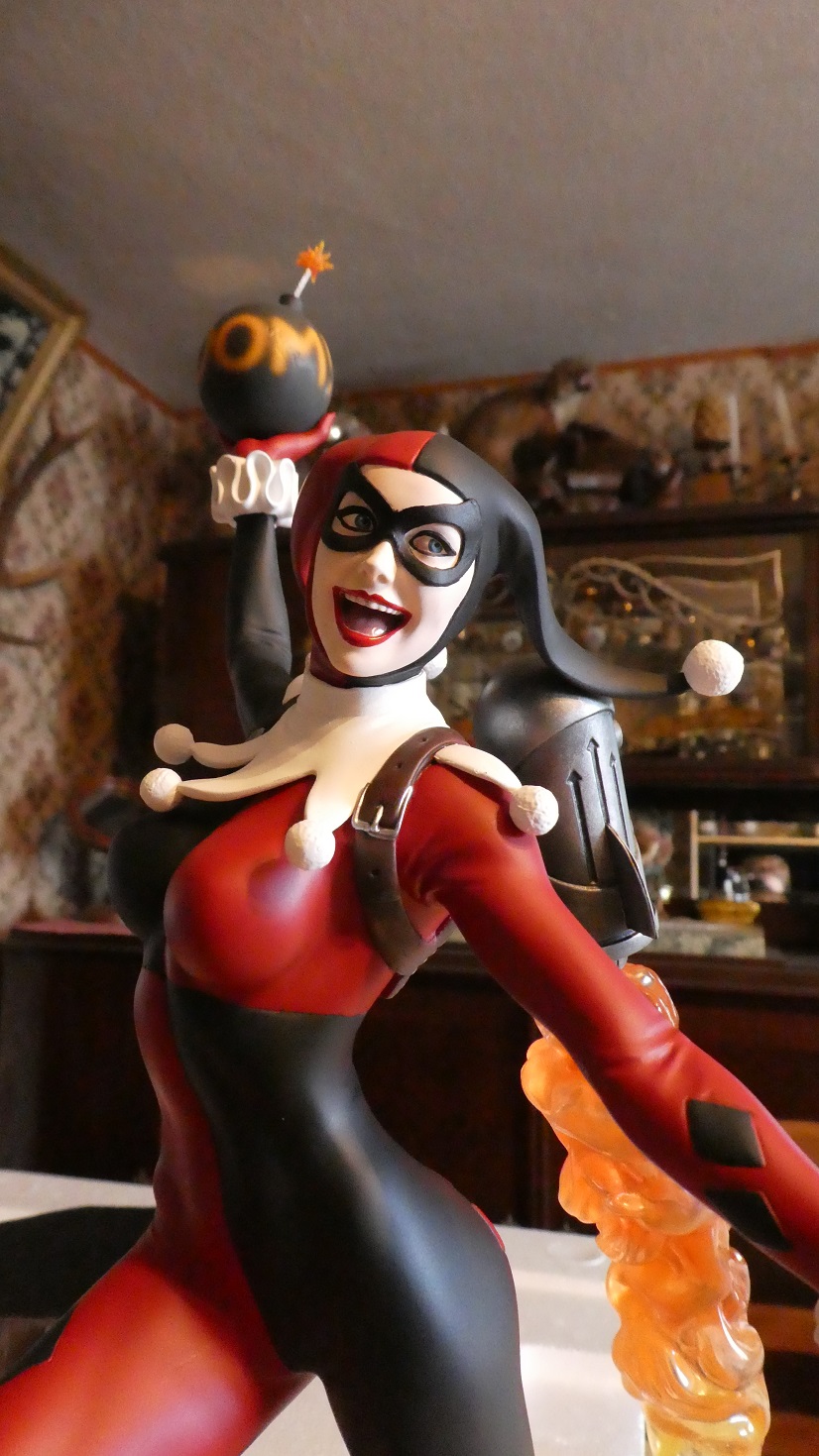 SUPER POWERS COLLECTION : HARLEY QUINN MAQUETTE P1000029