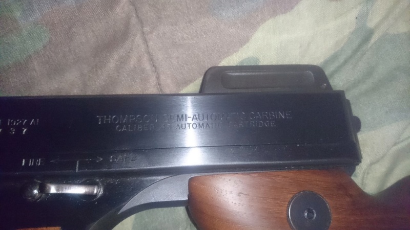 Pistolet mitrailleur Thompson 1927A1 Thumbn12