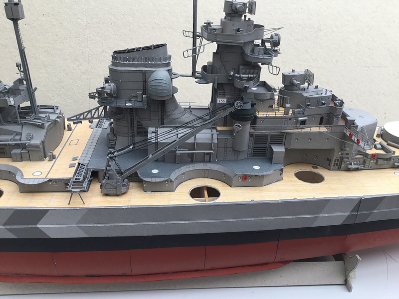 DKM Bismarck, 1 : 200 von Halinski, gebaut von gez10x11 - Seite 3 Img_1334