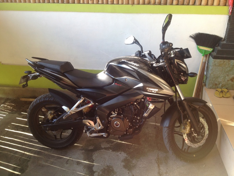 Bajaj Pulsar 200NS Img_0310