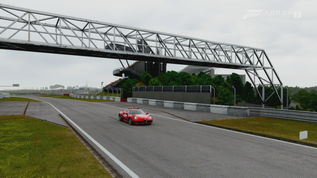 TORA Endurance: 24h Rennen in der Grünen Hölle - Driver's Briefing and Track Limits Nurbur10