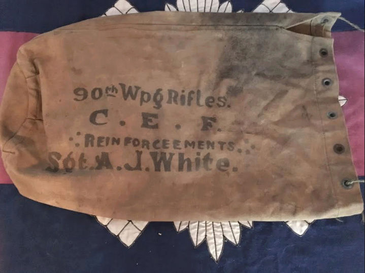 Canadian WWI 90th Winnipeg Rifles CEF Duffle Bag, opinions? 90thdu11