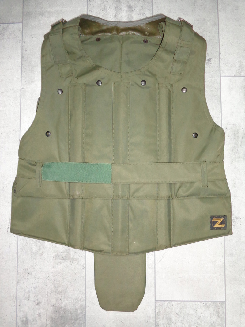 Steel plated body armor, Zunblindage, ABL 1975 marked Dsc04113