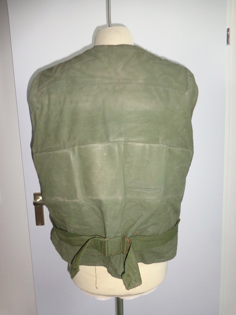Another USMC M52 flak jacket Dsc04211