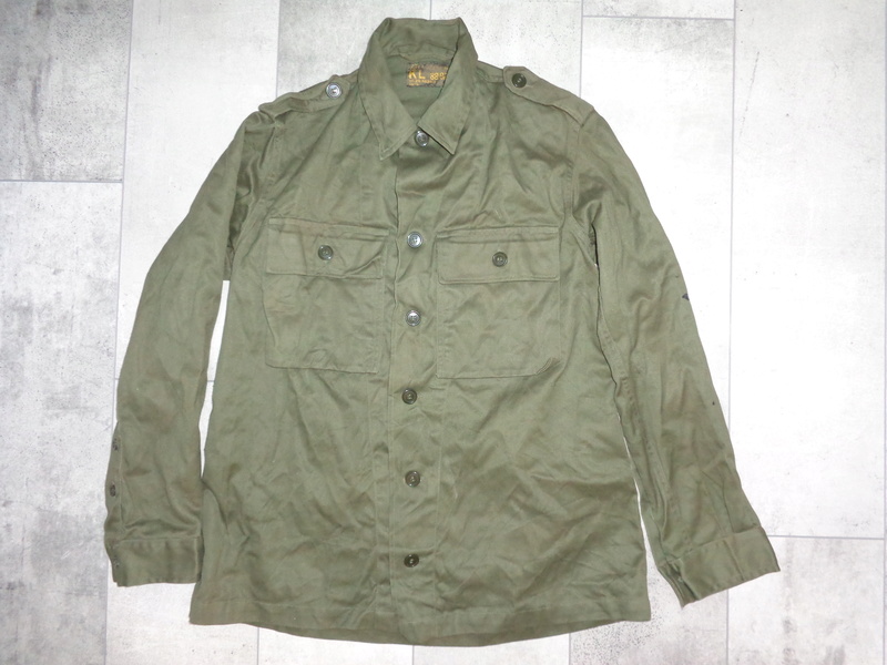 Dutch shortlived 70's uniforms, "M75" and M76 Dsc04511