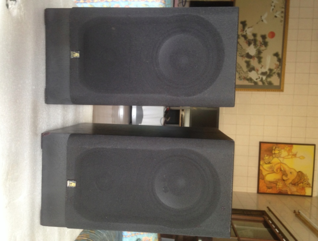 (SOLD)AR classic 5 speakers( USA)  Img_4310