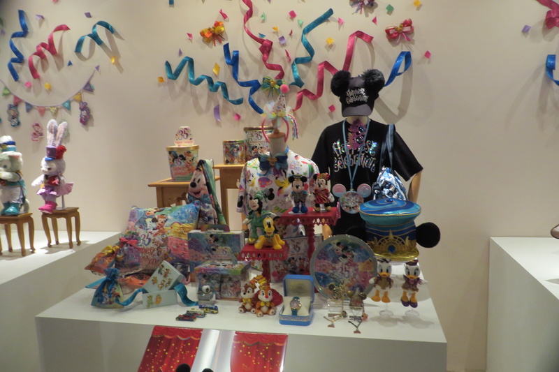  [Tokyo Disney Resort] 35th Anniversary : Happiest Celebration ! Merchandising Img_9525