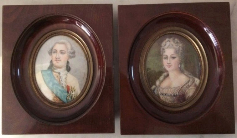 A vendre: miniatures de Marie Antoinette? - Page 6 Sans_t11