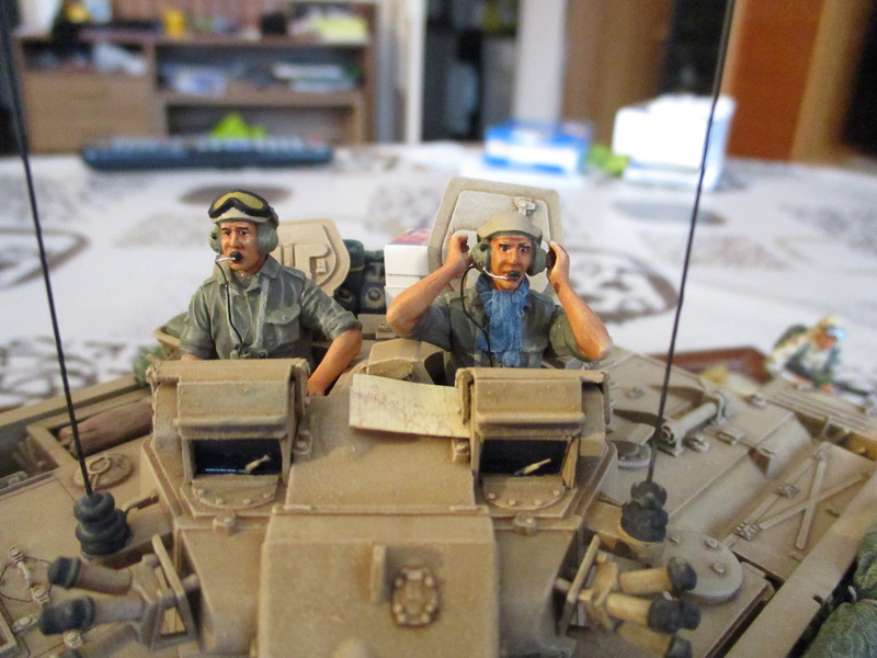 Guerre du Golfe 1991 - MCV Warrior (Academy) et T55 Enigma (ESCI et Verlinden) Img_0022