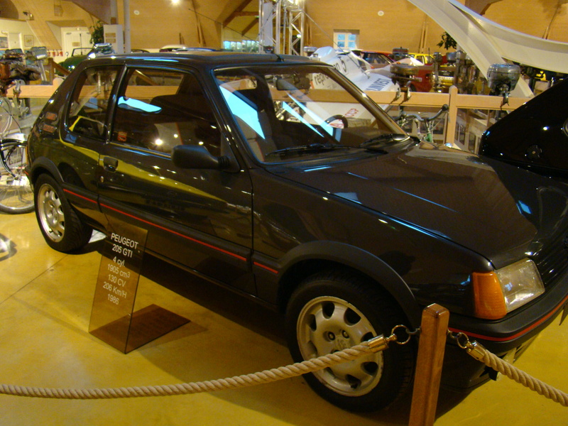 musée automobile de loheac 35  Dsc07010