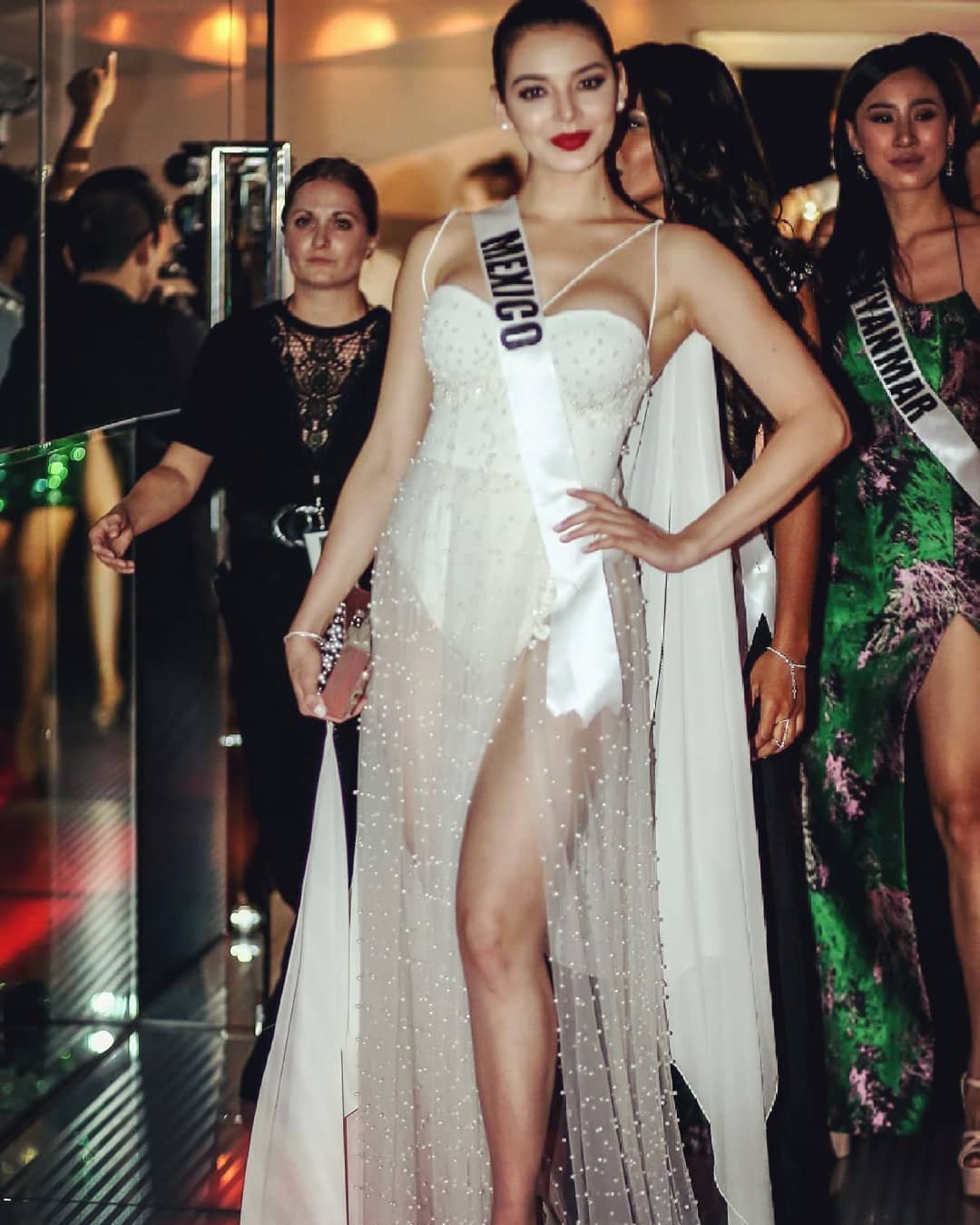 andrea toscano, 1st runner-up de miss international 2019. - Página 15 46223610