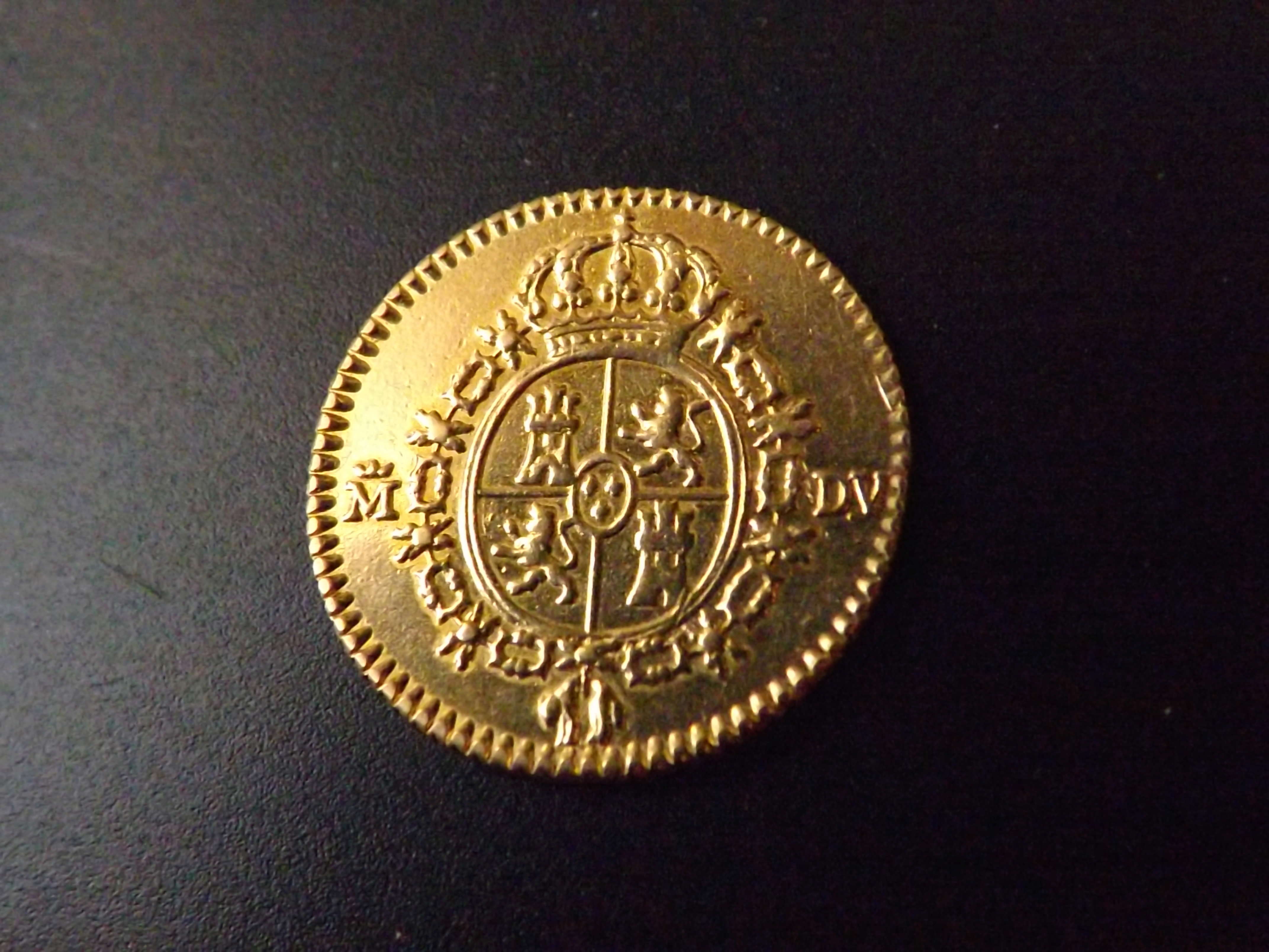 ½ escudo 1.786 de Carlos III.   Dscf3130