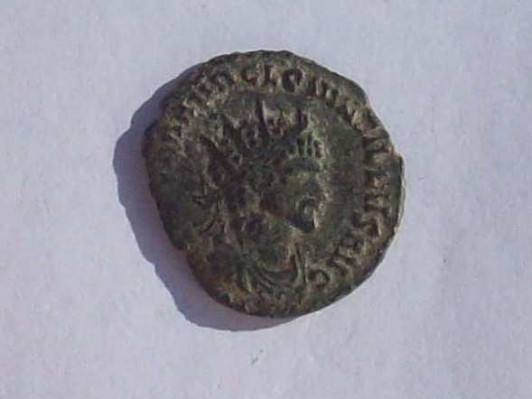Antoniniano de Quintilo. VIRTVS AVG. Roma 102_4240