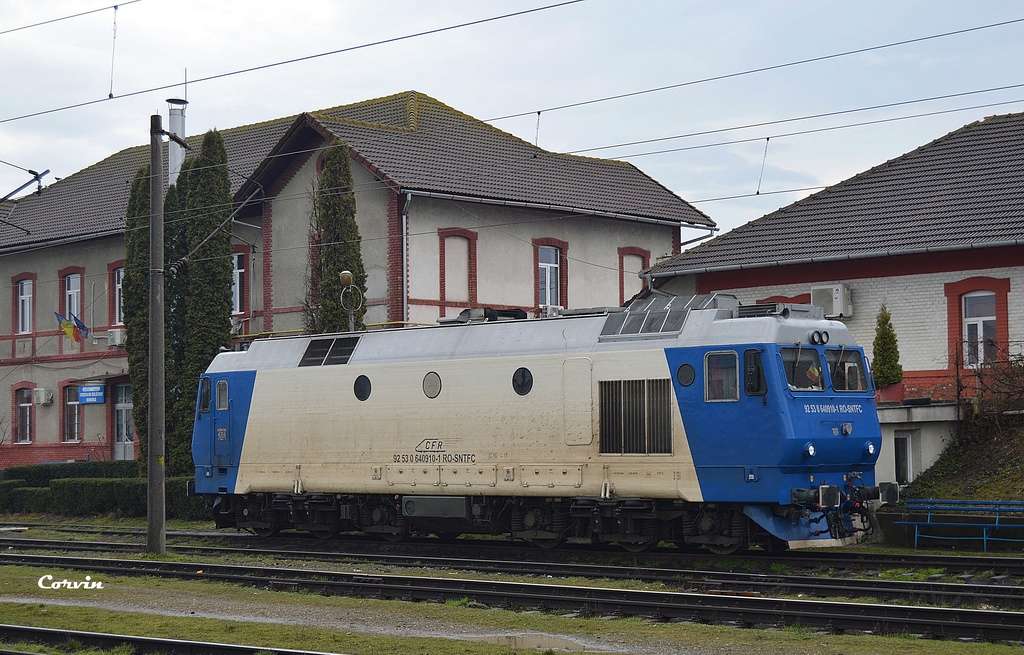 Locomotive din clasa 64 si 66 - Pagina 19 Dsc_0377