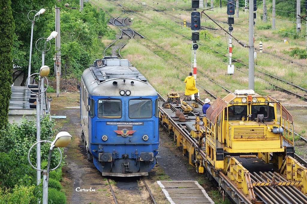 Locomotive clasa 60 - Pagina 30 Dsc_0499