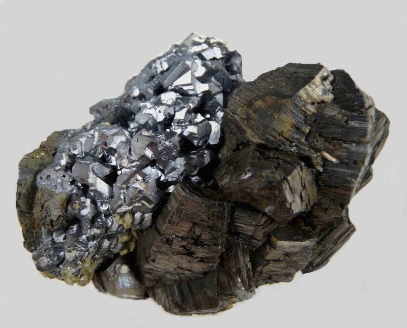 2018 - El mineral del mes - Març 2018 Pirrot11