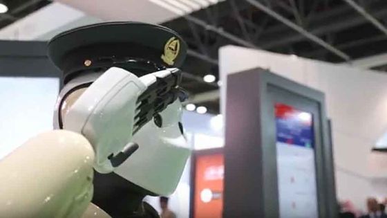  شرطة دبي تفتح باب التعيينات لروبوتات في السلك العسكري 135