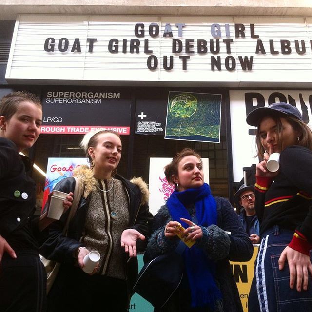 Goat Girl - rocky/grungy/punk - Rock oscuro y sutil - Escena sur de Londres - Página 3 29418010