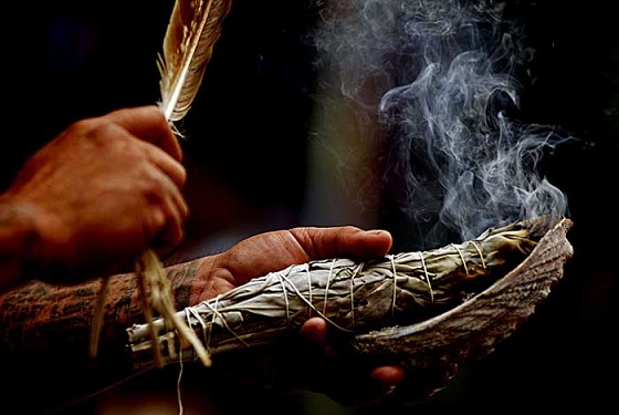 Smudging Smudgi10