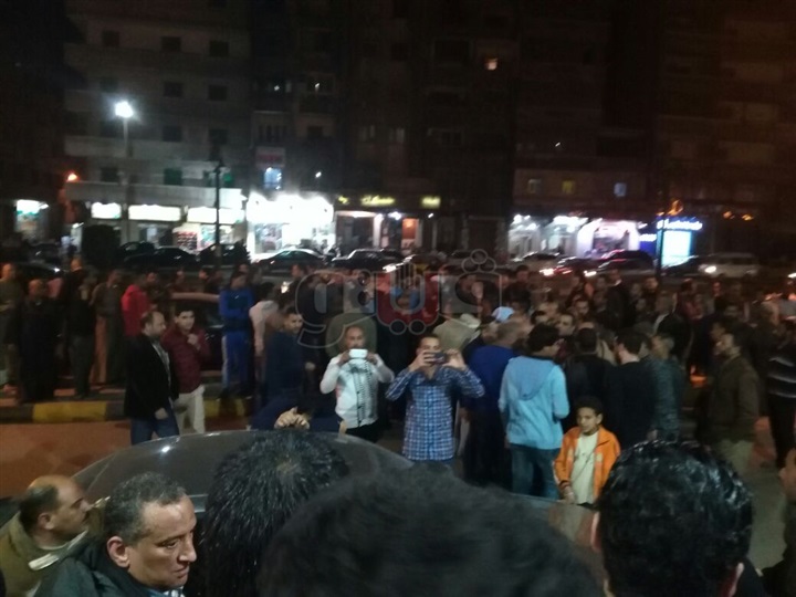 مظاهرة فى حى العجمى  بالإسكندرية لإخلاء عقارات و إزالتها Au11