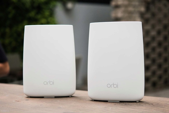 Netgear Orbi: giải pháp wifi tự động, đơn giản cho nhà rộng và cao 41453810
