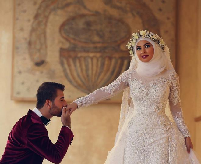 سعودي يتزوج مغربية والمهر عشرة ملايين ريال! (صور) Where-12