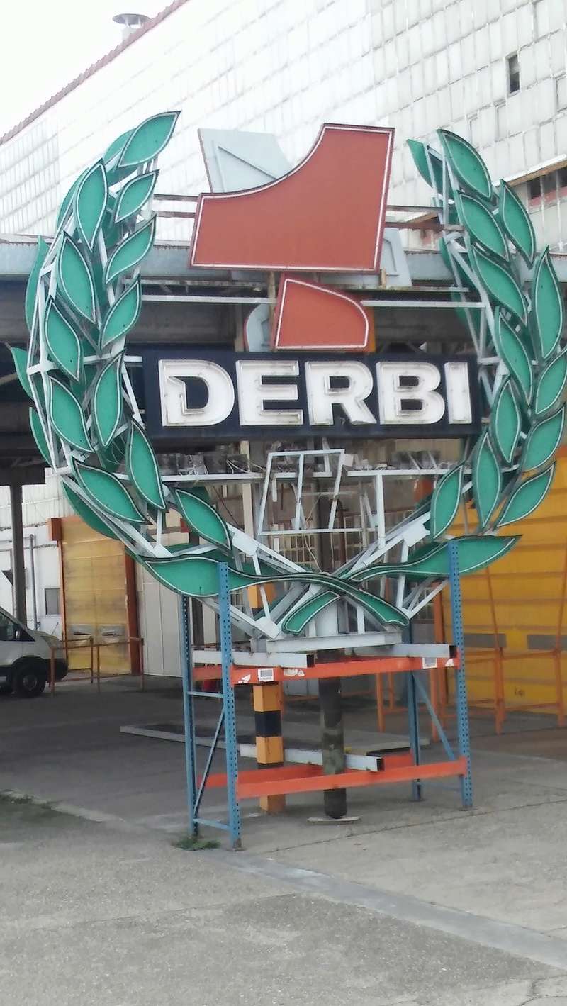 Interior de la fábrica Derbi - Página 5 20180220