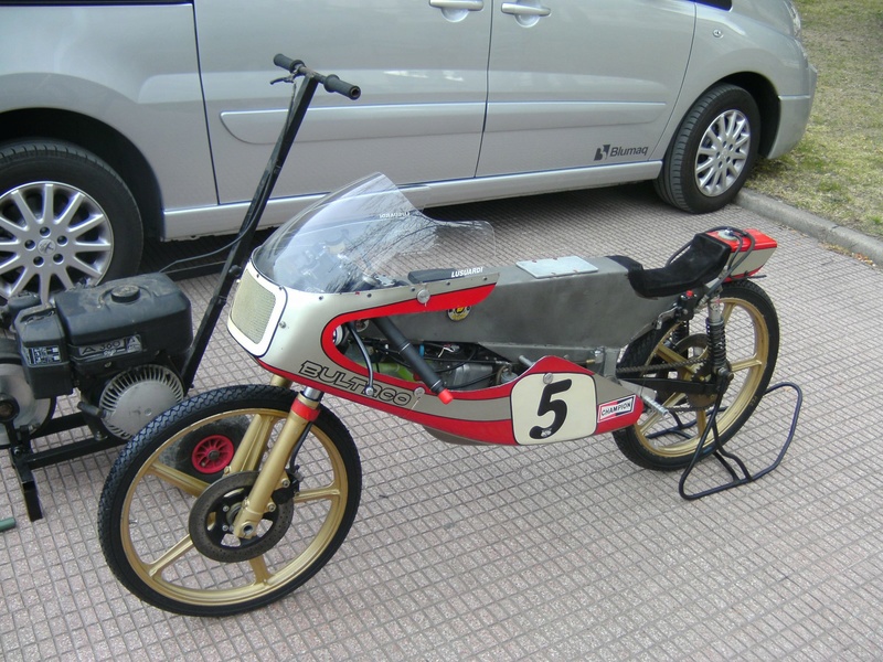 Réplica Bultaco 50 MOTUL Carmona 1982 - Página 19 89229710