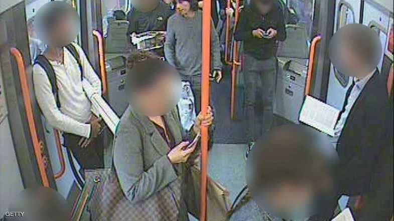 إدانة عراقي بتفجير "مترو لندن" 8qm97111