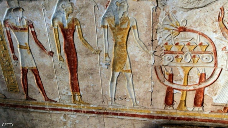 مصر.. اكتشاف "رأس ملكية" عمرها 4 آلاف عام 714