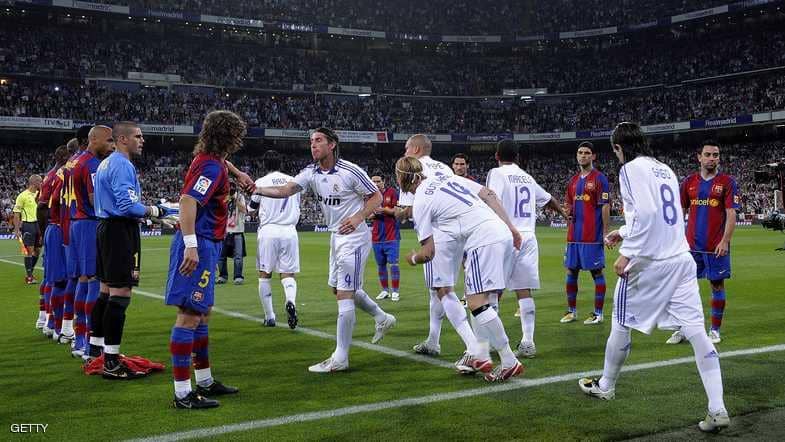رسميا.. برشلونة يحسم جدل "الوقفة الشرفية" لريال مدريد Where-10