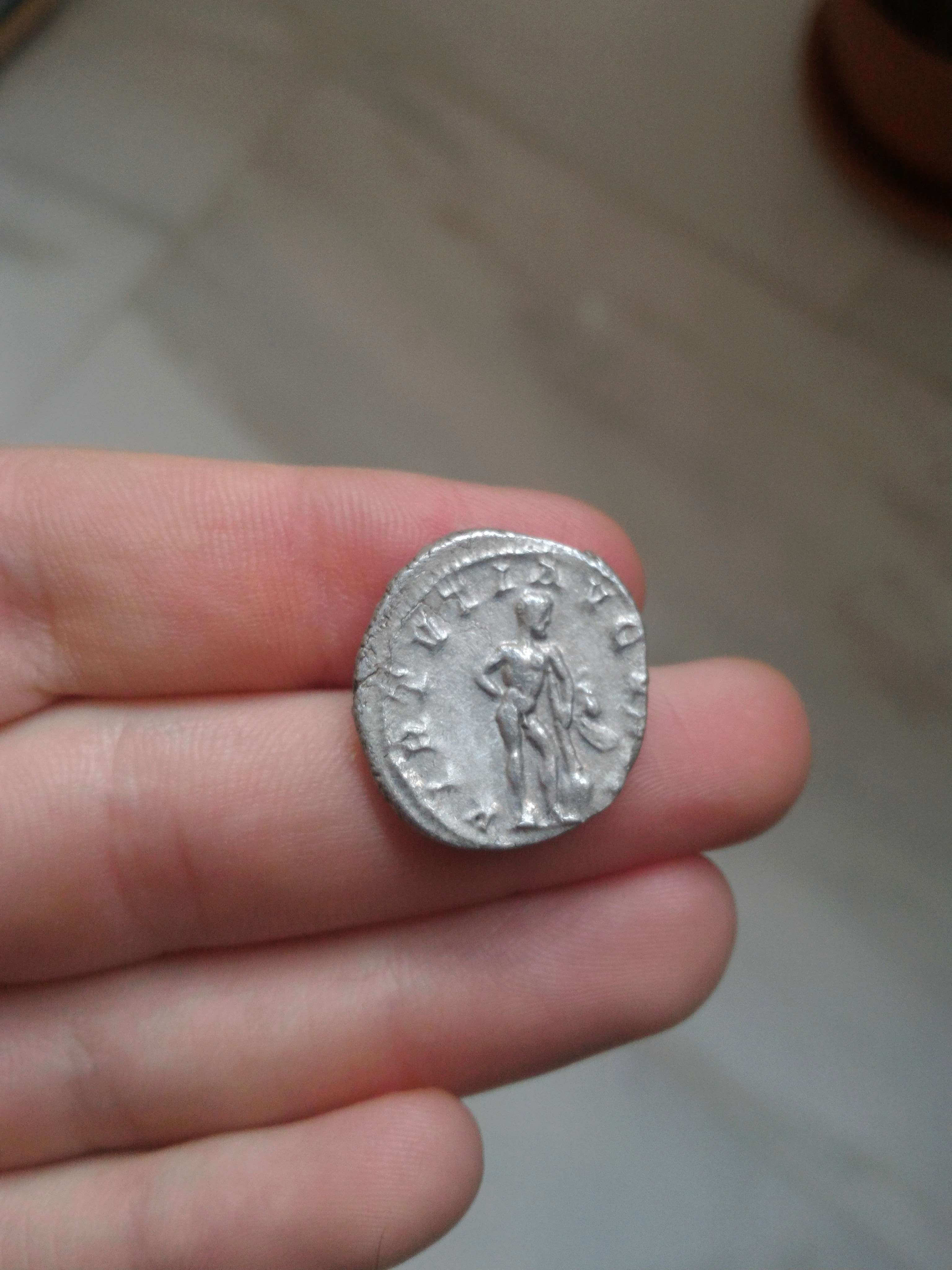 Antoniniano de Gordiano III. VIRTVTI AVGVSTI Hércules estante a dcha. Roma. P_201872